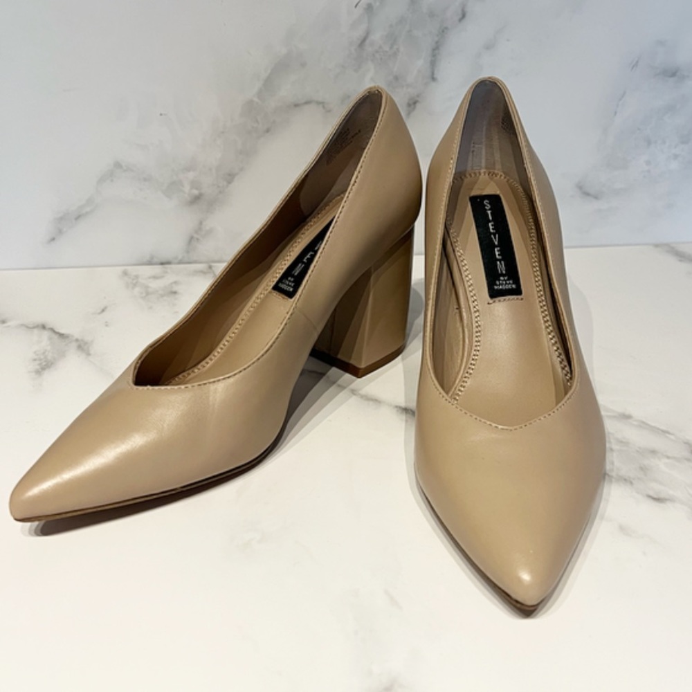 Steve Madden Nude Block Heel Pumps Size 7